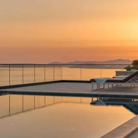 Vila Sunset